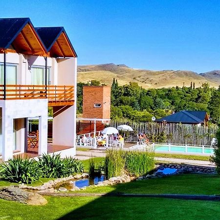 Posada Y Spa Las Golondrinas Acomodação com café da manhã Sierra de la Ventana Exterior foto