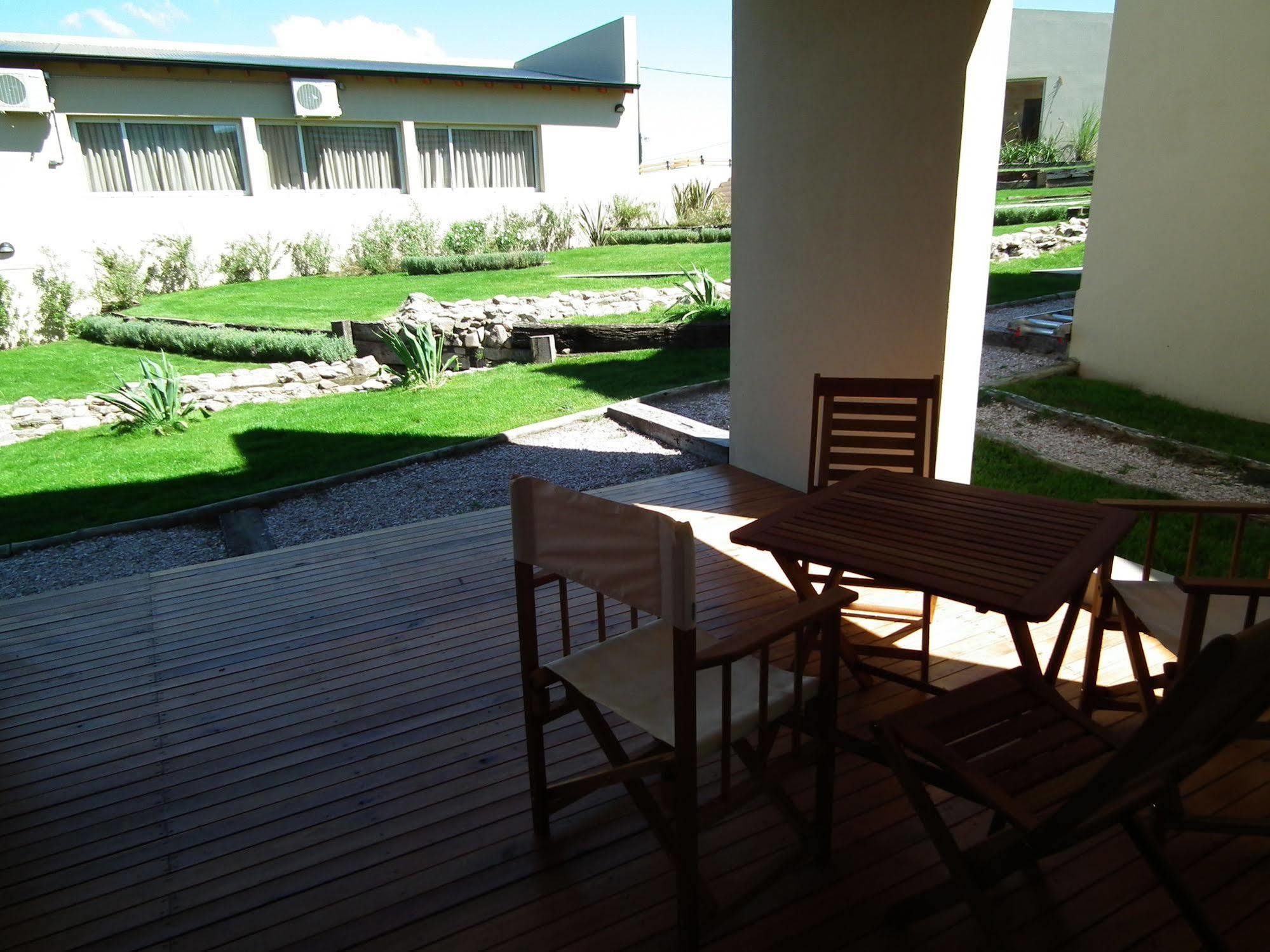 Posada Y Spa Las Golondrinas Acomodação com café da manhã Sierra de la Ventana Exterior foto